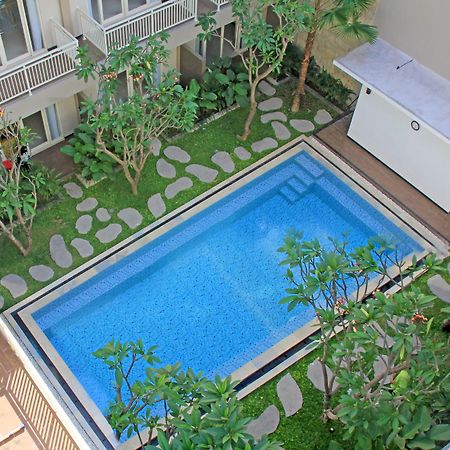 Choice Stay Hotel Denpasar Экстерьер фото