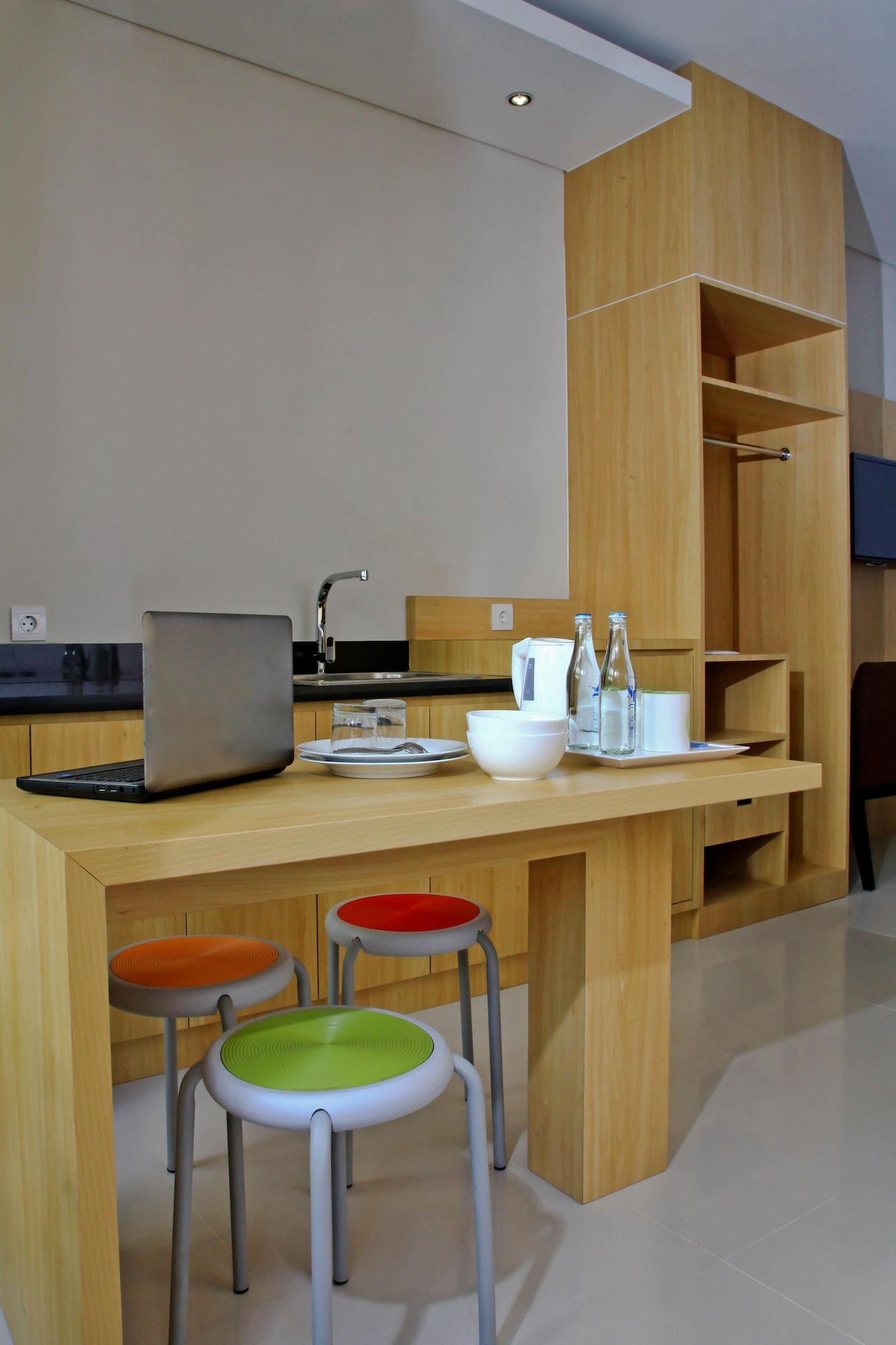 Choice Stay Hotel Denpasar Экстерьер фото