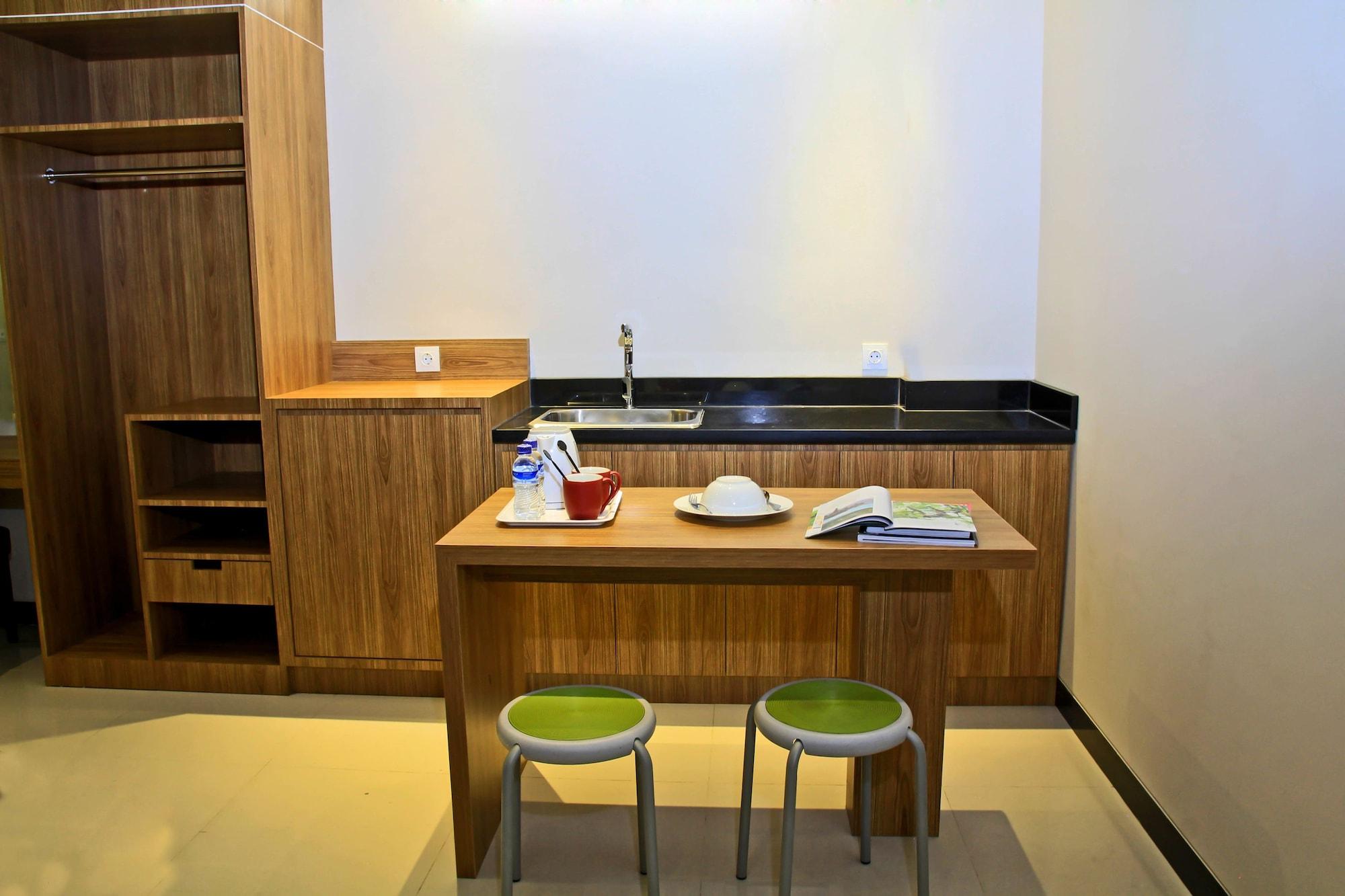 Choice Stay Hotel Denpasar Экстерьер фото