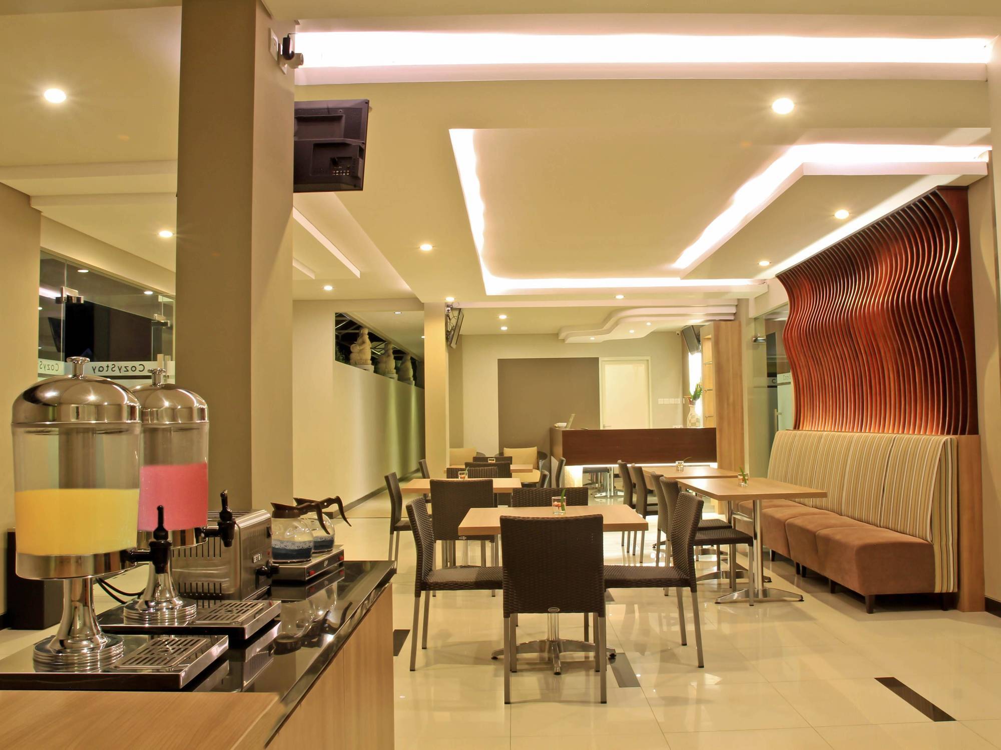 Choice Stay Hotel Denpasar Экстерьер фото