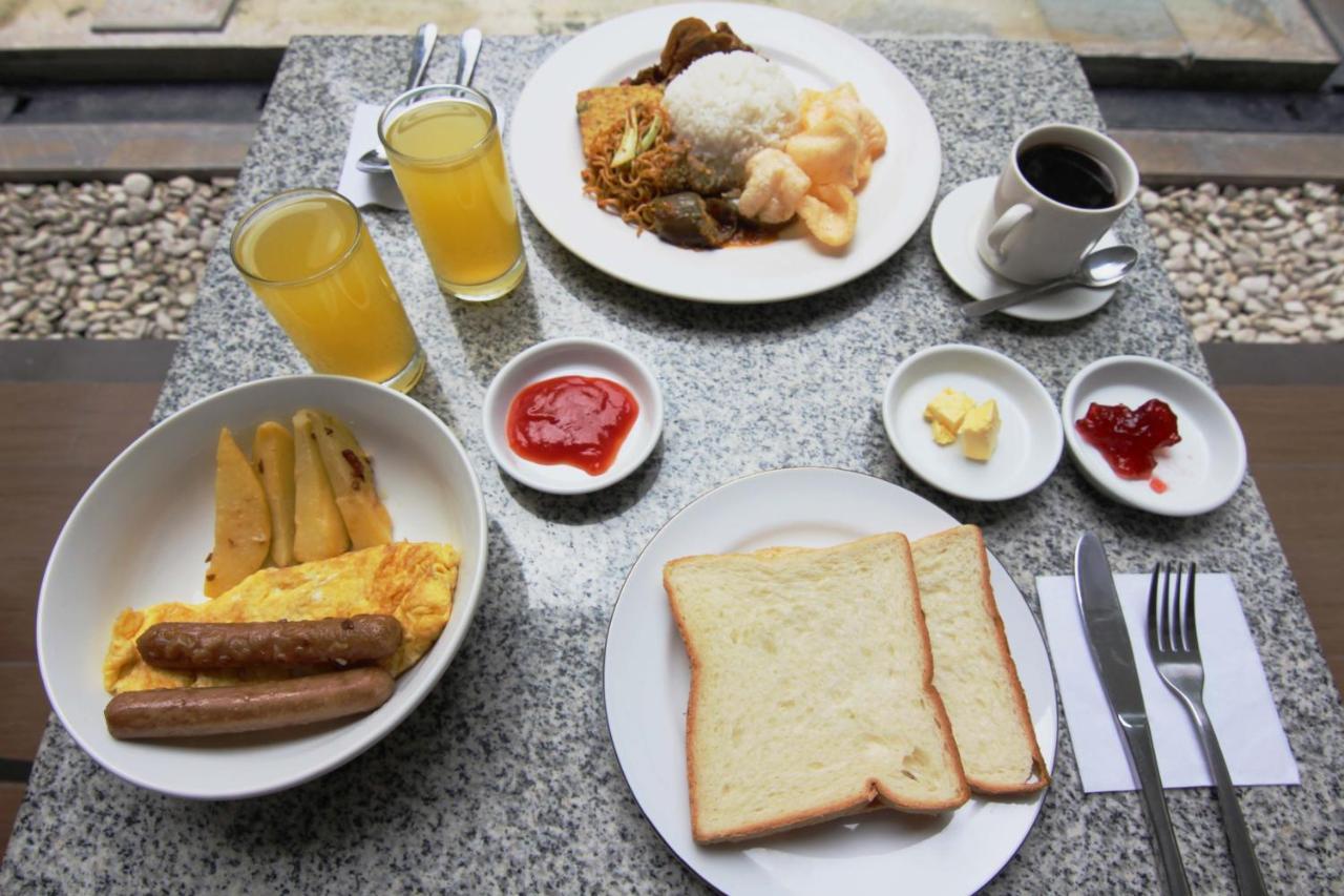 Choice Stay Hotel Denpasar Экстерьер фото