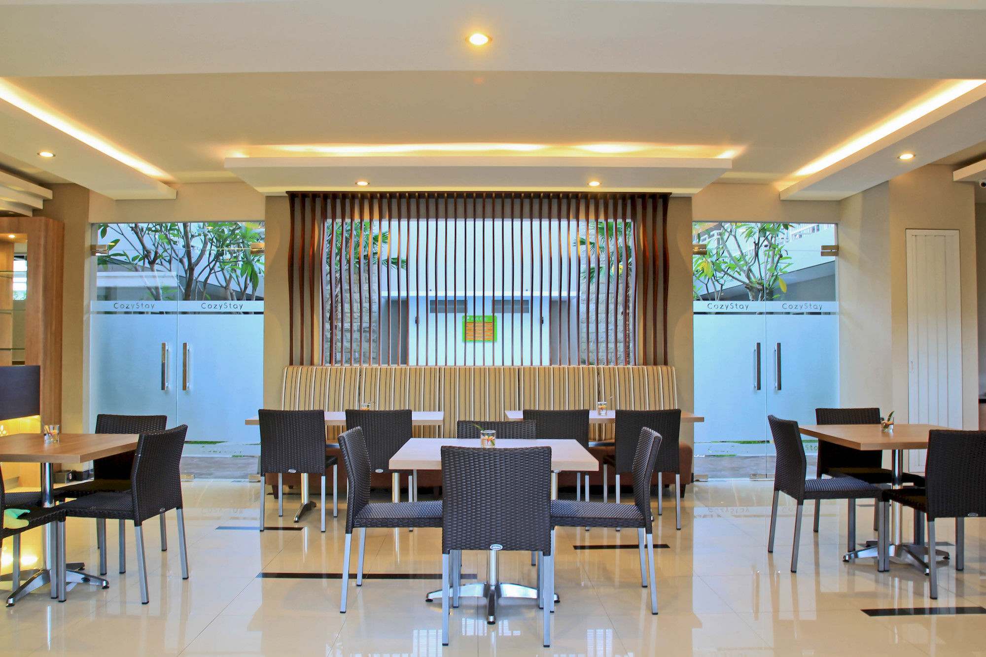 Choice Stay Hotel Denpasar Экстерьер фото